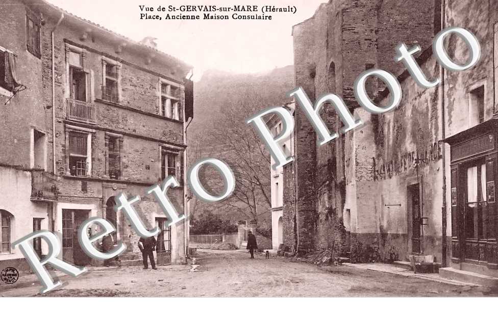 Place, Ancienne Maison Consulaire