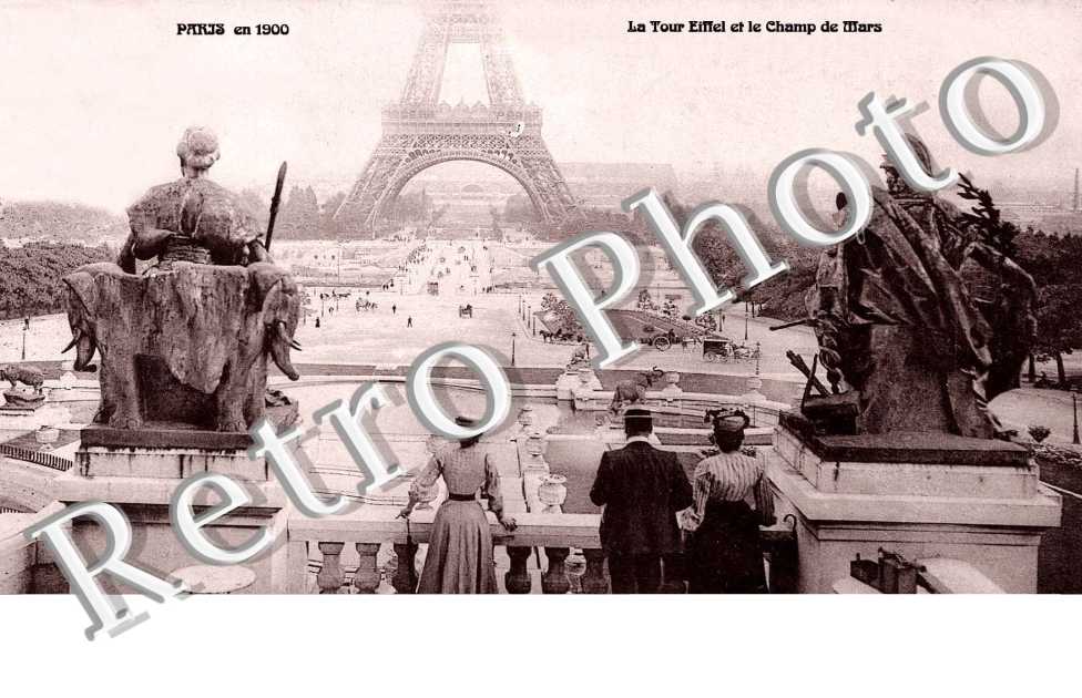la tour Eiffel et le Champ de Mars