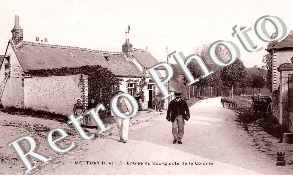 entrée du bourg  côté de la Colonie