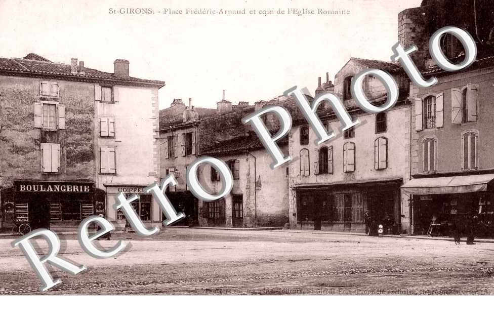 Place Frédéric-Arnaud et coin de l&#039;église Romaine