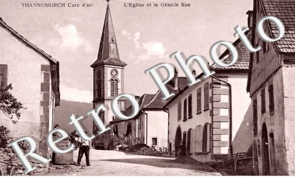 L&#039;église et la Grande Rue