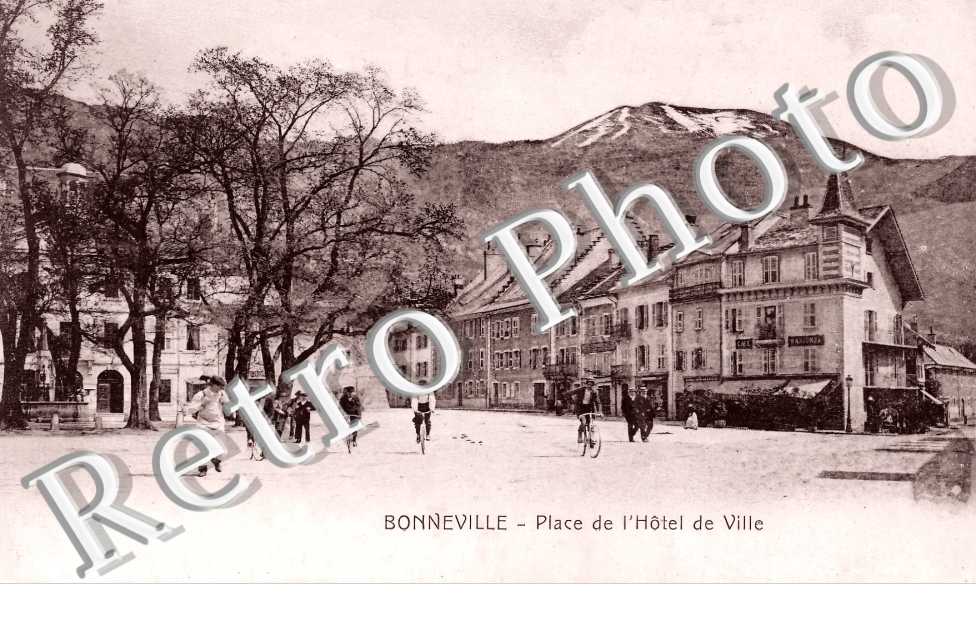 place de l&#039;hôtel de ville 