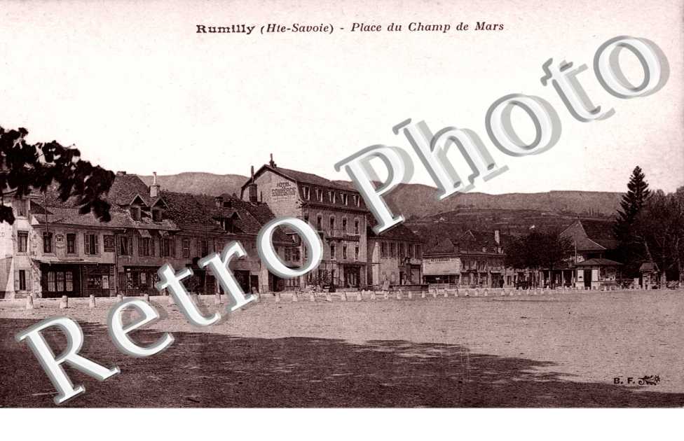 place du champ de Mars