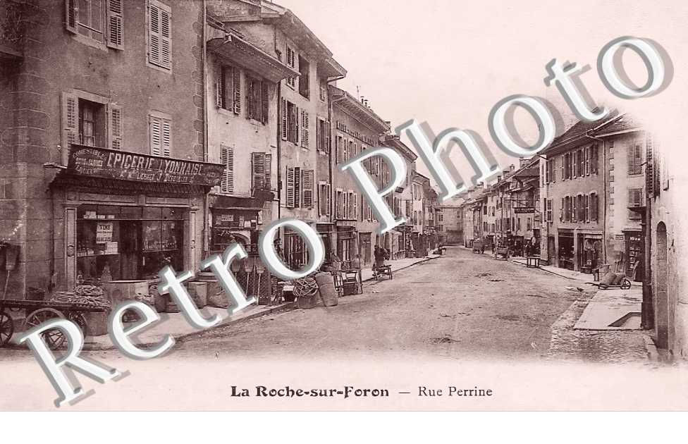 rue Perrine. Epicerie Lyonnaise.