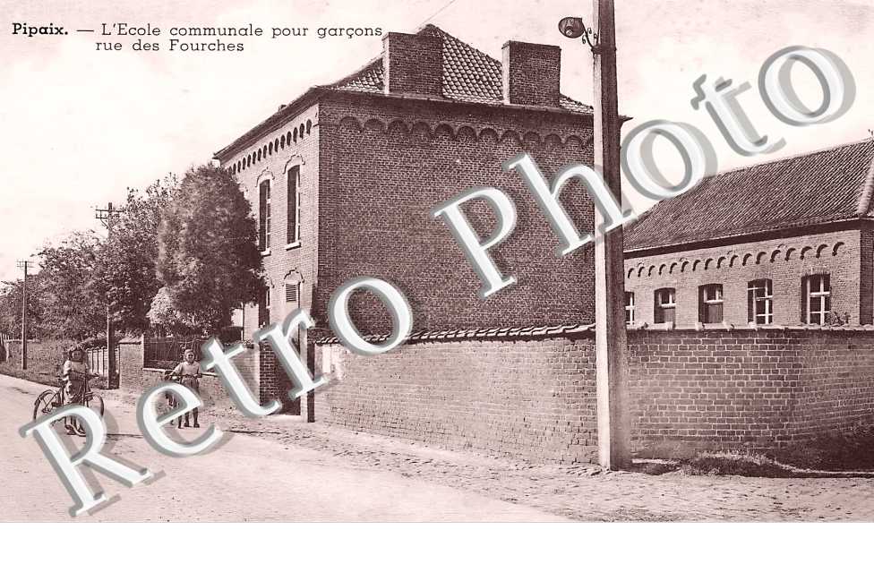 PIPAIX. L&#039;école communale pour garçons rue des Fourches