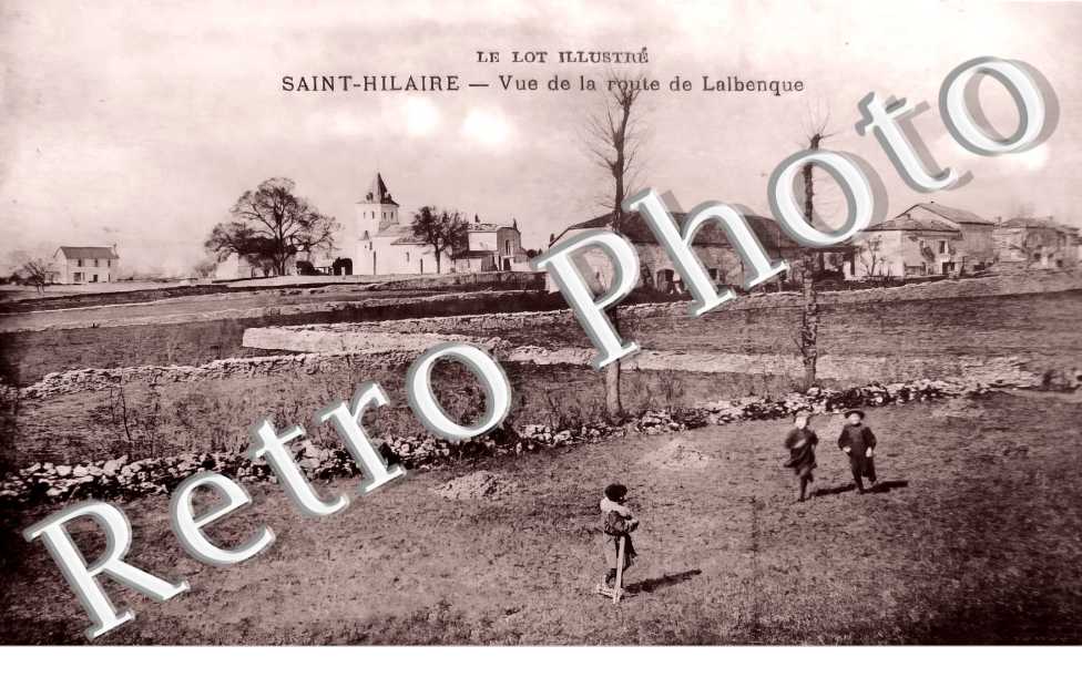 Vue de la route de Lalbenque