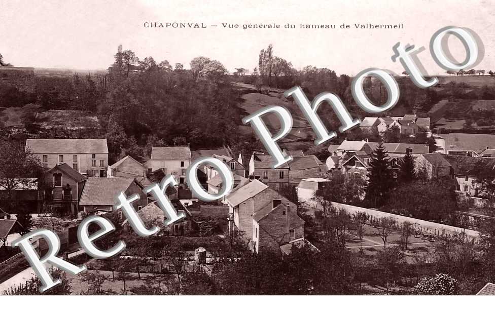 Chaponval. Vue générale du hameau de Valhermeil