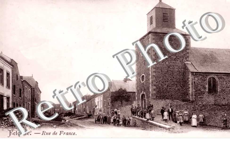 Felenne. Rue de France
