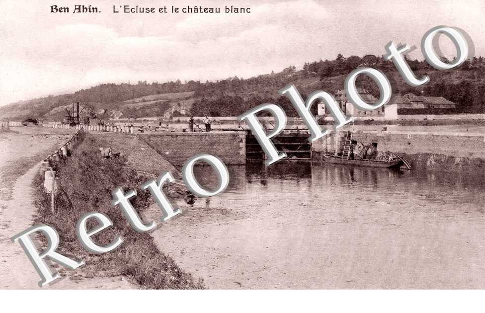 Ben-Ahin. L&#039;écluse et le château blanc
