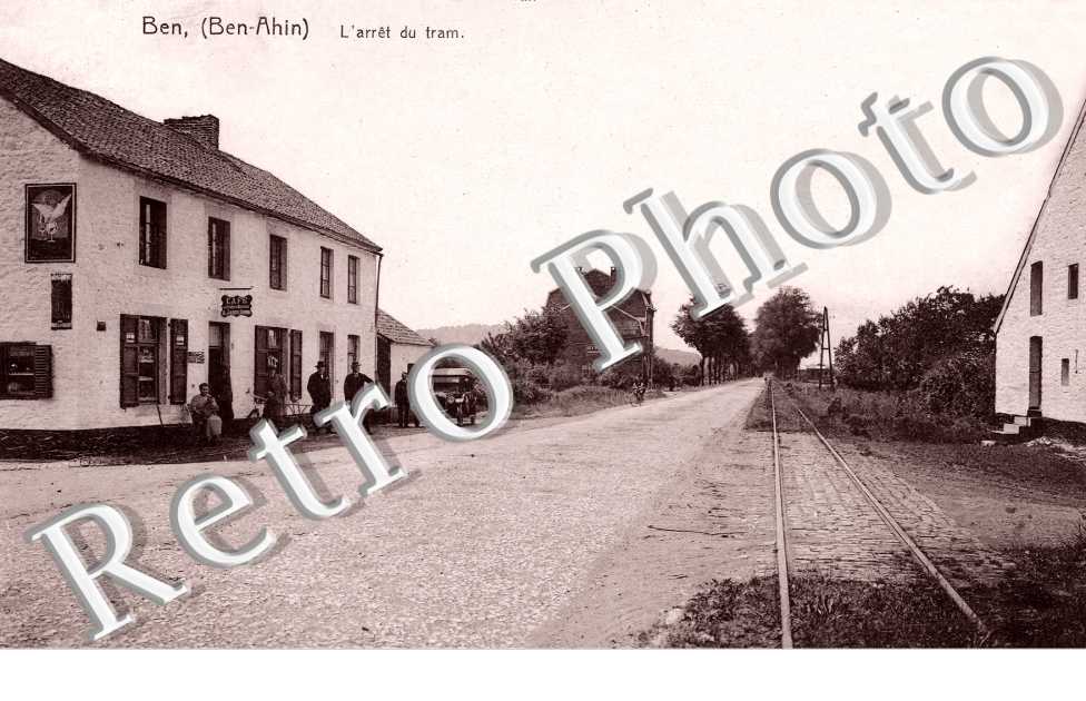 Ben, Ben-Ahin.  L&#039;arrêt du tram