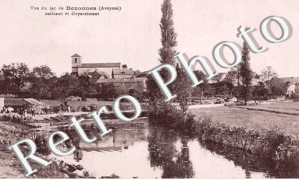 Vue du lac de Bezonnes naissant et disparaissant