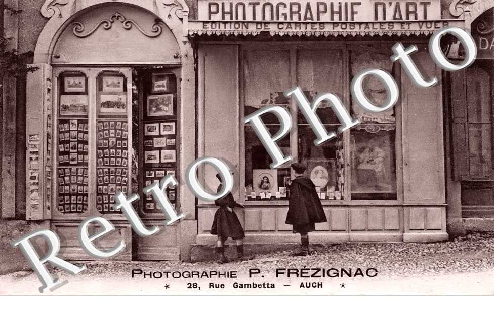 Photographie P. Frézignac. 28 rue Gambetta