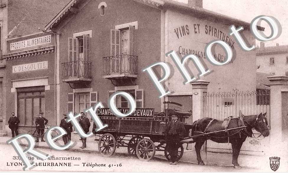 33 rue des Charmettes. Champagne Vve A. Devaux