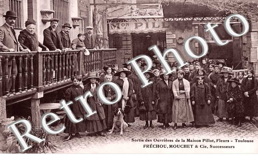 Sortie des Ouvrières de la Maison Pillot, Fleurs. Fréchou, Mouchet & Cie Successeurs