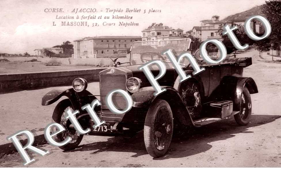 L. Massoni 52 cours Napoléon. Location. Torpédo Berliet 5 places