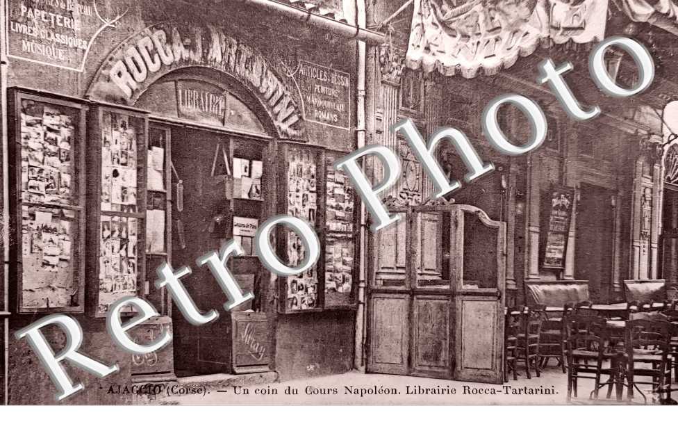 Un coin du cours Napoléon. Librairie Rocca-Tartarini
