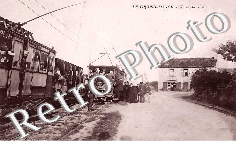 LE GRAND MINOU. Arret du Tram