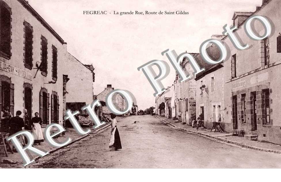 La grande rue - route de Saint-Gildas