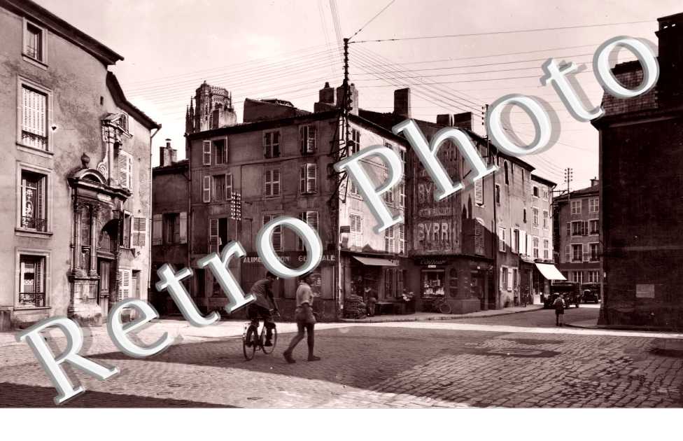 Place du Pont des Cordeliers. Alimentation Générale