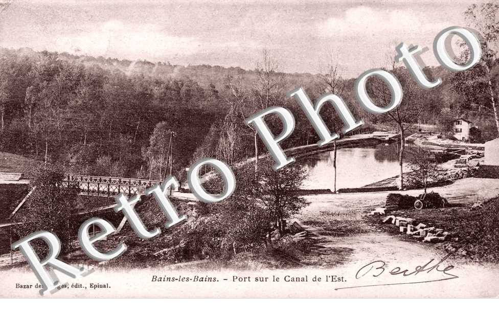 Port sur le Canal de l'est