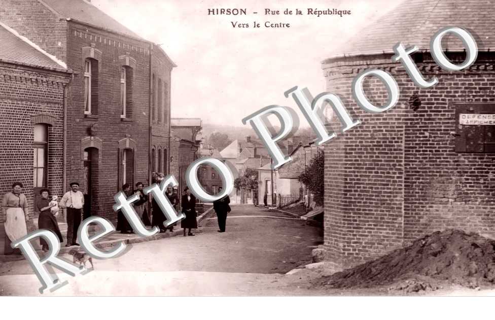 Rue de la République; Vers le centre