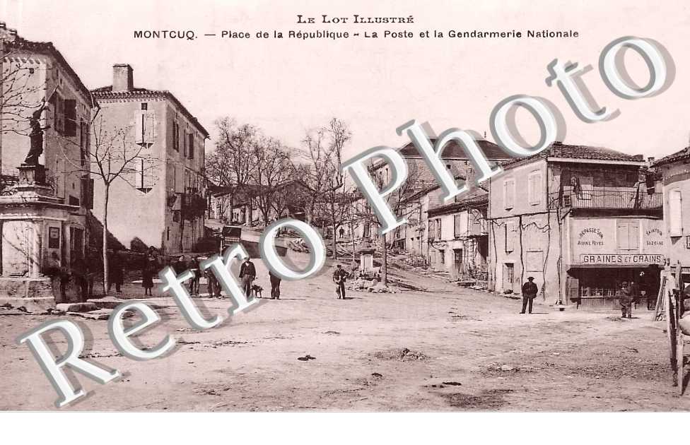 place de la République. La Poste et la Gendarmerie Nationale