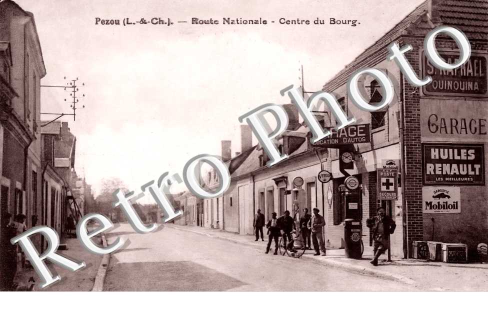 route Nationale. Centre du bourg