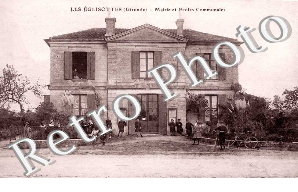 mairie et écoles communales.