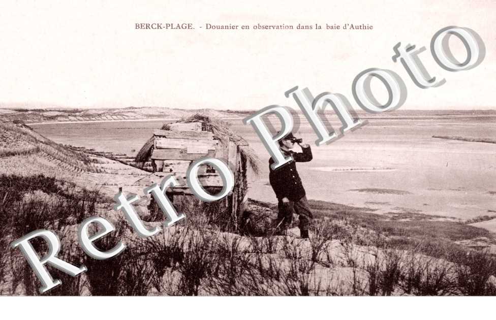 Douanier en observation dans la baie d'Authie