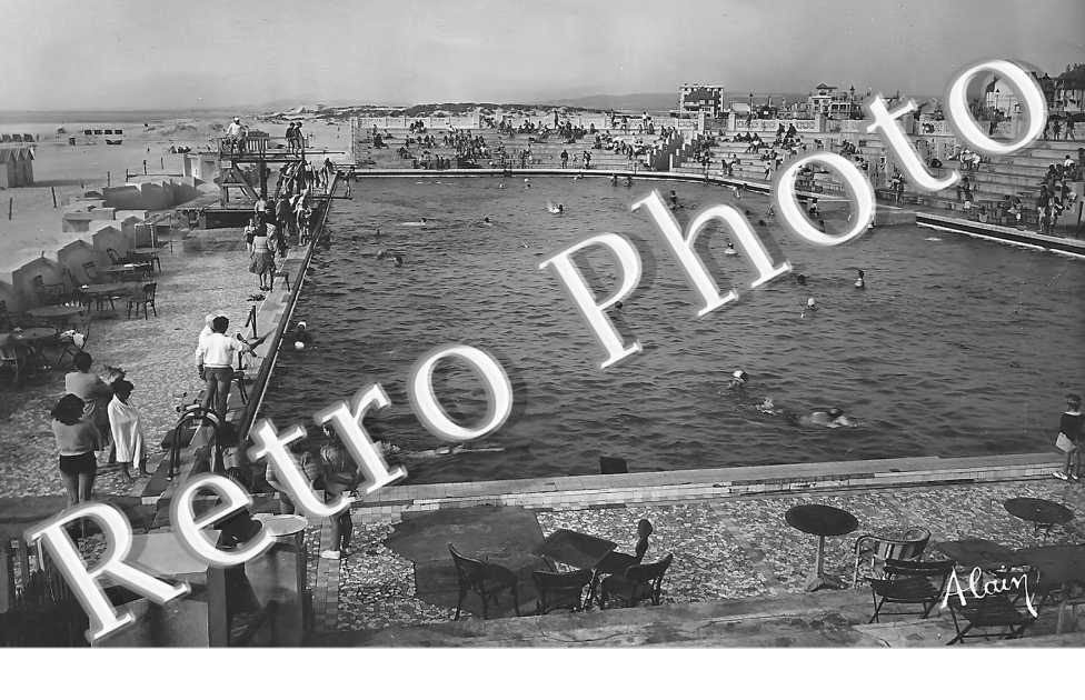 une vue de la pisicine marine