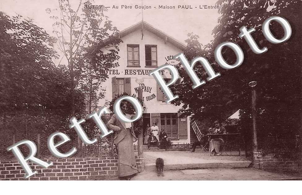 Au Père Goujon. Maison Paul. L'entrée