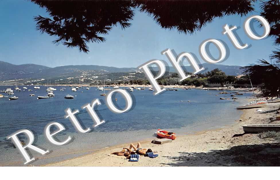 Plage de L'ISOLELLA et le Port