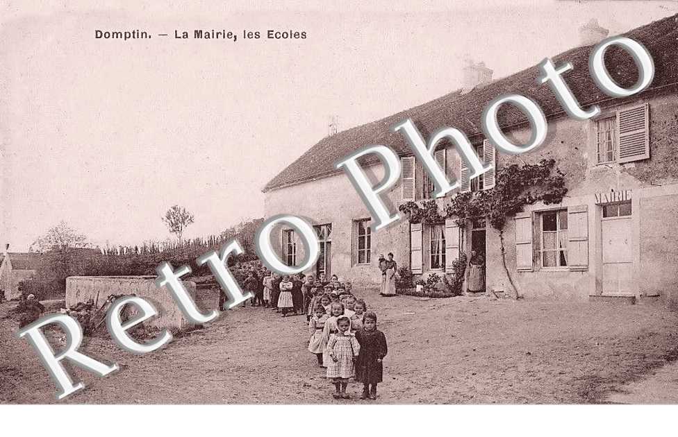 la mairie, les écoles