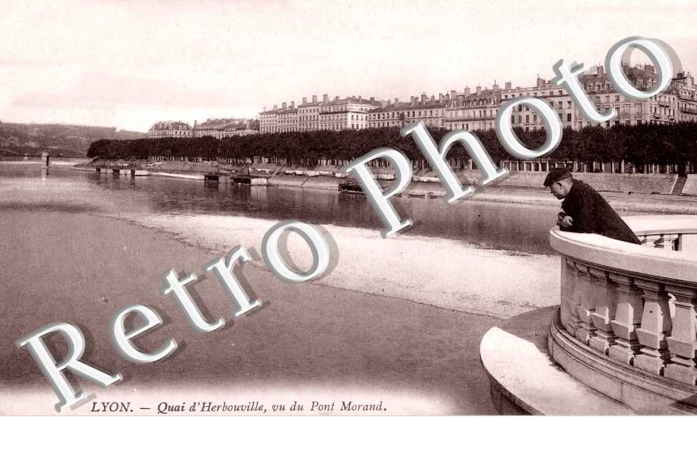 Quai d'Herbouville, vu du Pont Morand