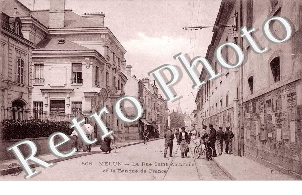 la Rue Saint-Ambroise et la Banque de France