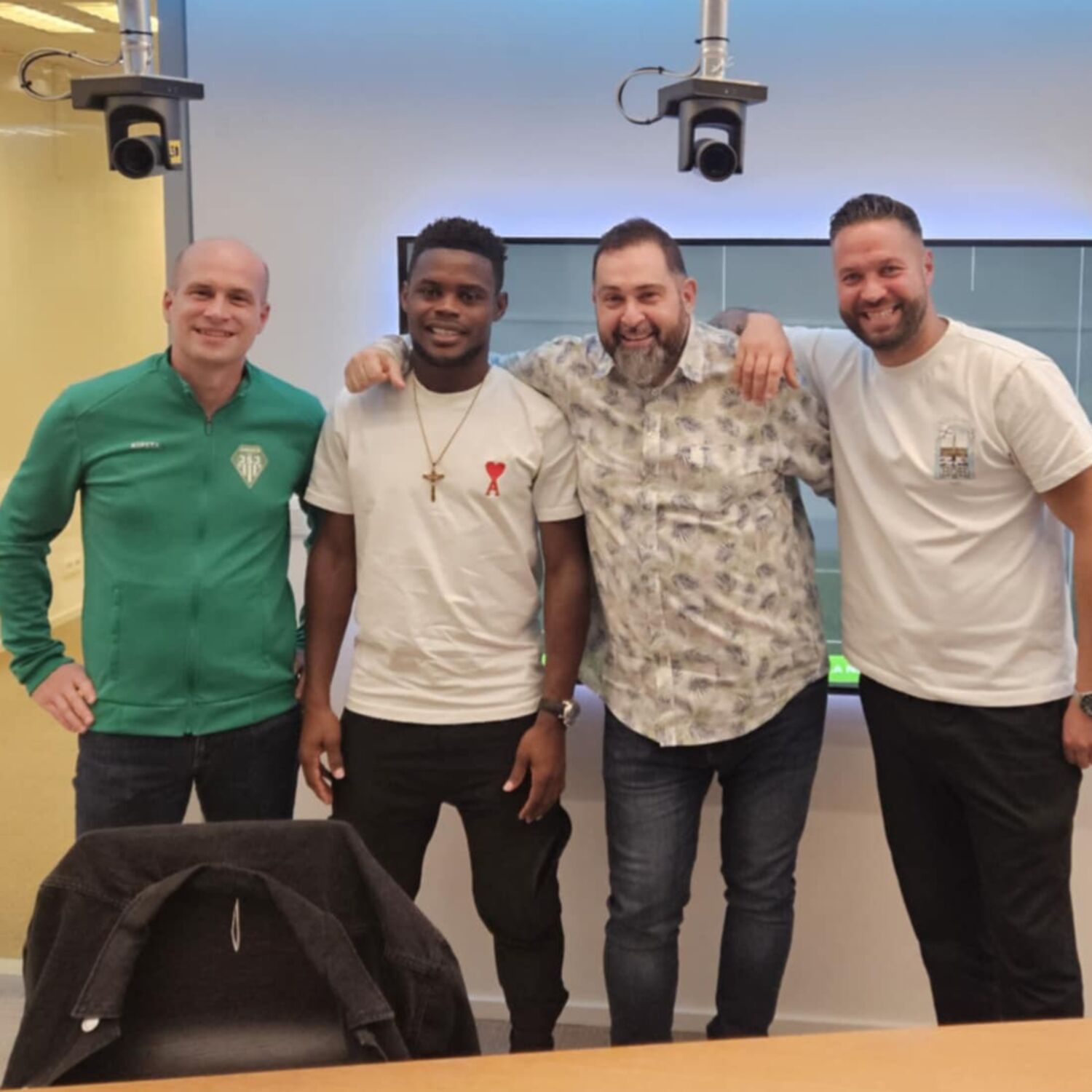 "Gazette Foot", épisode 104: Boris Tandoum (Frasnes- P1) - Francesco Taormina (Fontaine- P2C) - Vivian Crowet (Jamioulx B - P4G) "Gazette Foot", épisode 104: Boris Tandoum (Frasnes- P1) - Francesco Taormina (Fontaine- P2C) - Vivian Crowet (Jamioulx B - P4G)