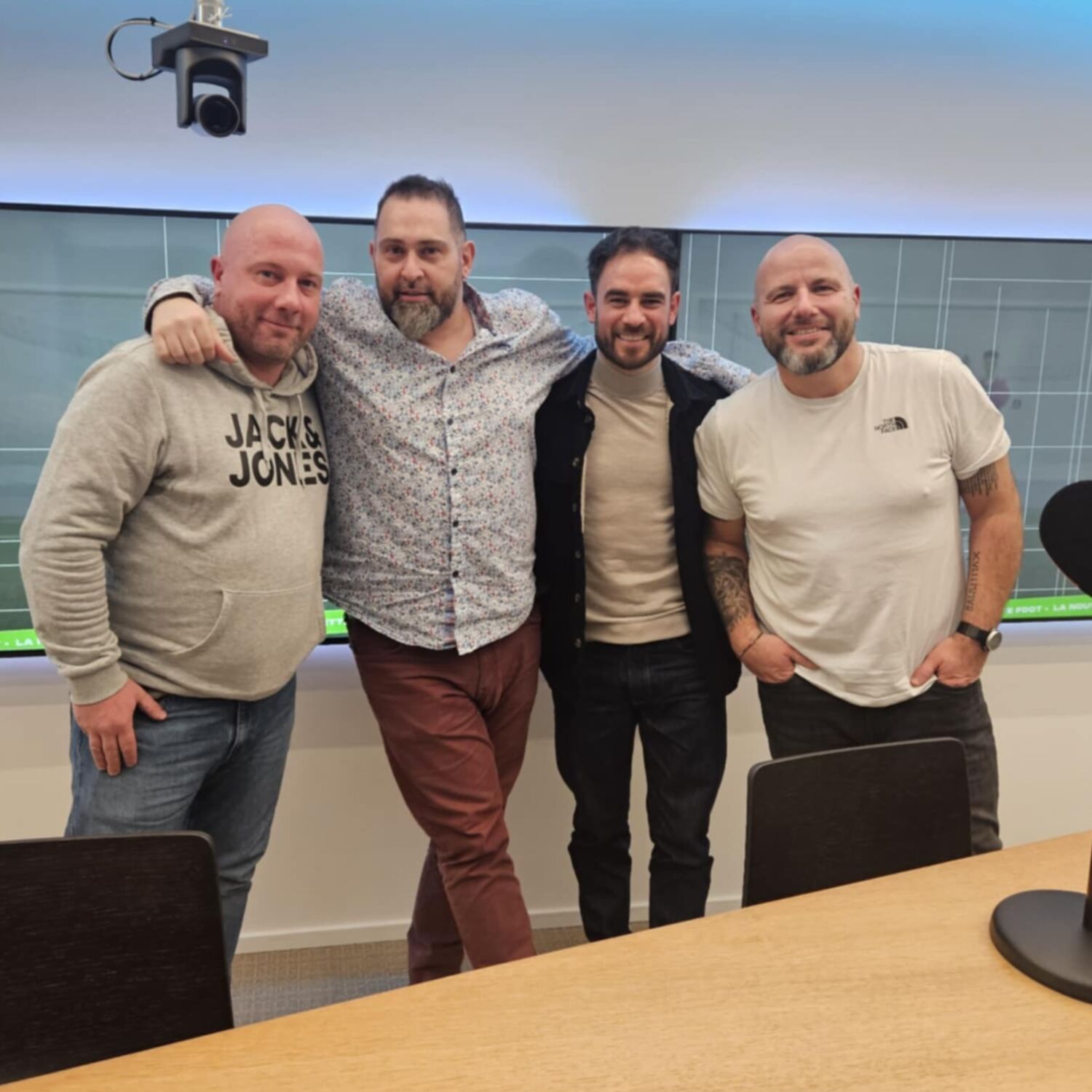 "Gazette Foot", épisode 110: Lucas Mauro (PP - PAC Buzet - D3ACFF) - Marc Marchand (T2 - Erpion - P2C) - Jonathan Schotte (Consultant) "Gazette Foot", épisode 110: Lucas Mauro (PP - PAC Buzet - D3ACFF) - Marc Marchand (T2 - Erpion - P2C) - Jonathan Schotte (Consultant)