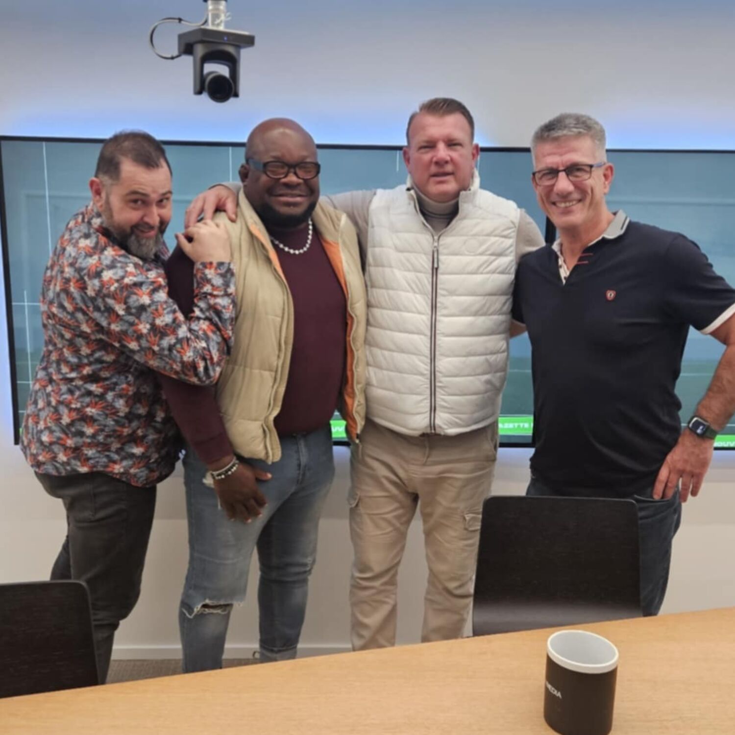 "Gazette Foot", épisode 101: Olivier Suray (Gerpinnes), Youri Kabeya (Frasnes b) et Sébastien Vanhee (Baulet) "Gazette Foot", épisode 101: Olivier Suray (Gerpinnes), Youri Kabeya (Frasnes b) et Sébastien Vanhee (Baulet)