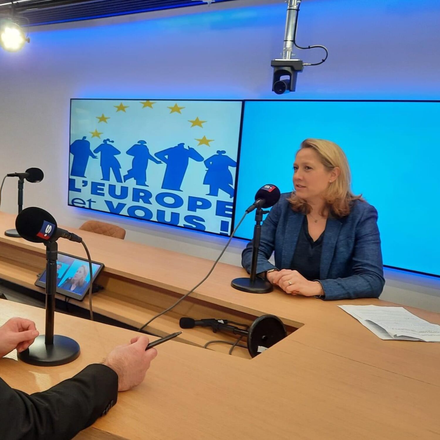 L'Europe et vous - épisode 1: comment fonctionne concrètement le Parlement européen! episode artwork