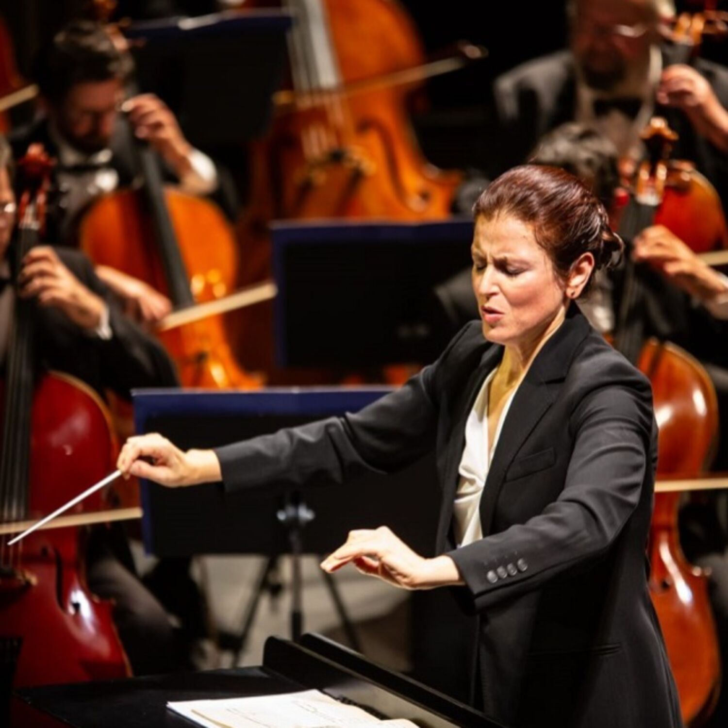 La cheffe d’orchestre Debora Waldman nous parle de l’opéra Stiffelio
