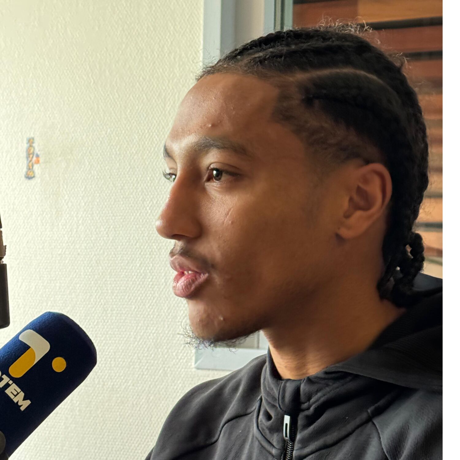 Mathis Saka, dans l'empire du milieu (et dans le Club Sang et Or) - le temps additionnel