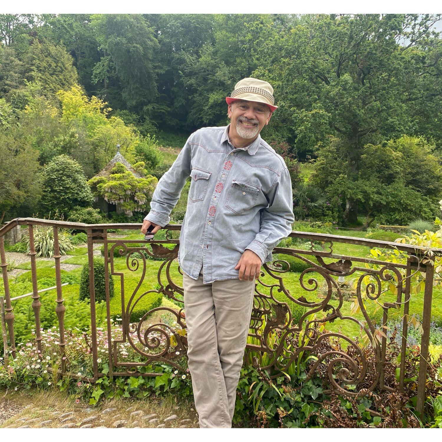 Christian Louboutin et les jardins de kerdalo