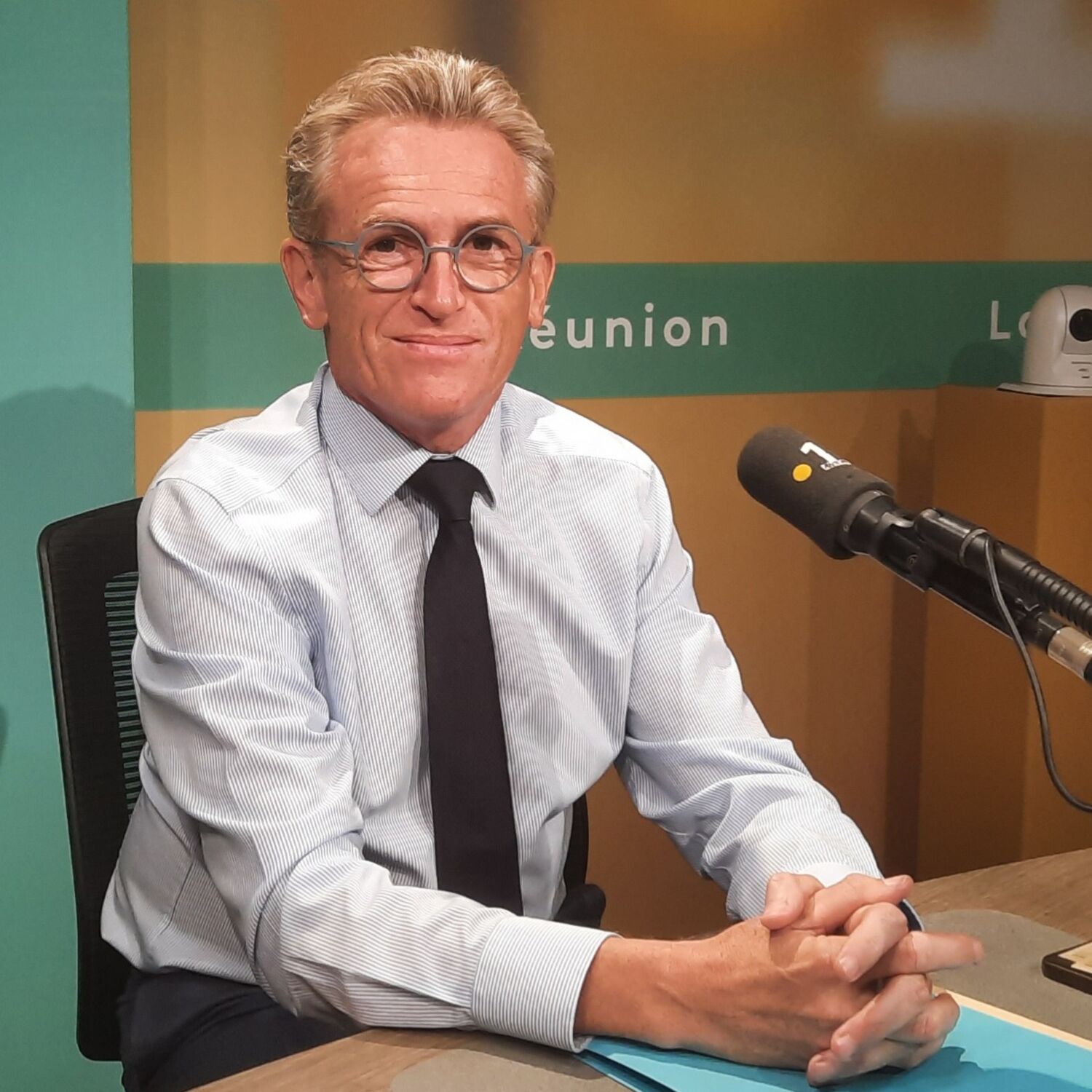 Ludovic Robert, directeur régional des Finances publiques episode artwork