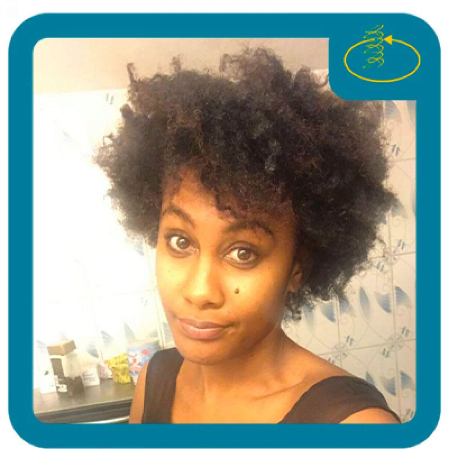 En boucle[s] - Abby Saïd Adinani, journaliste