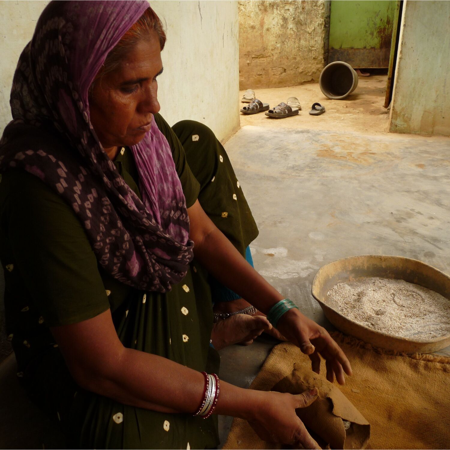 Instantanés du monde à Zura ( Kutch, Gujarat, Inde ) Instantanés du monde à Zura ( Kutch, Gujarat, Inde )