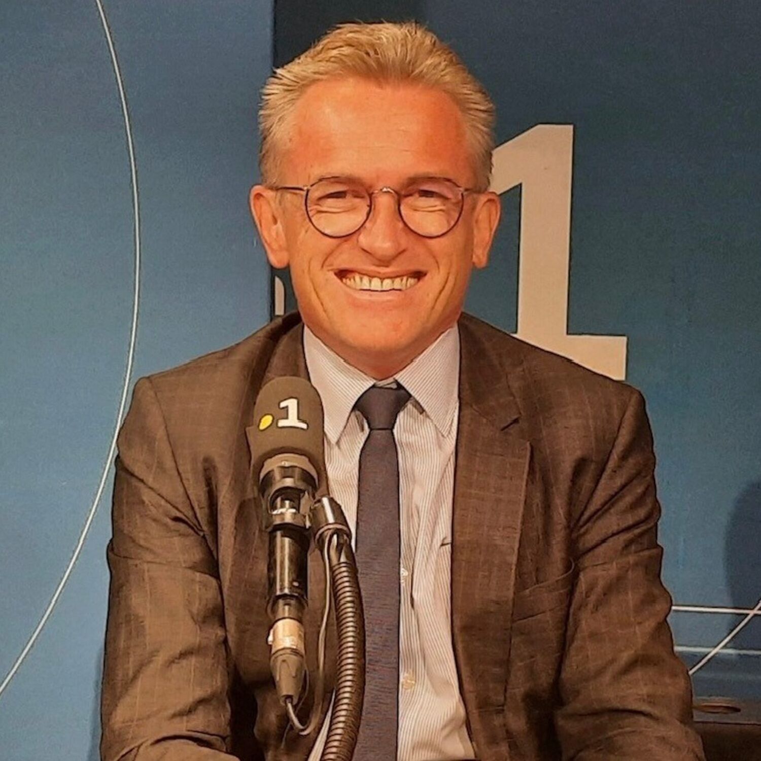 Ludovic Robert, Directeur régional des Finances publiques episode artwork