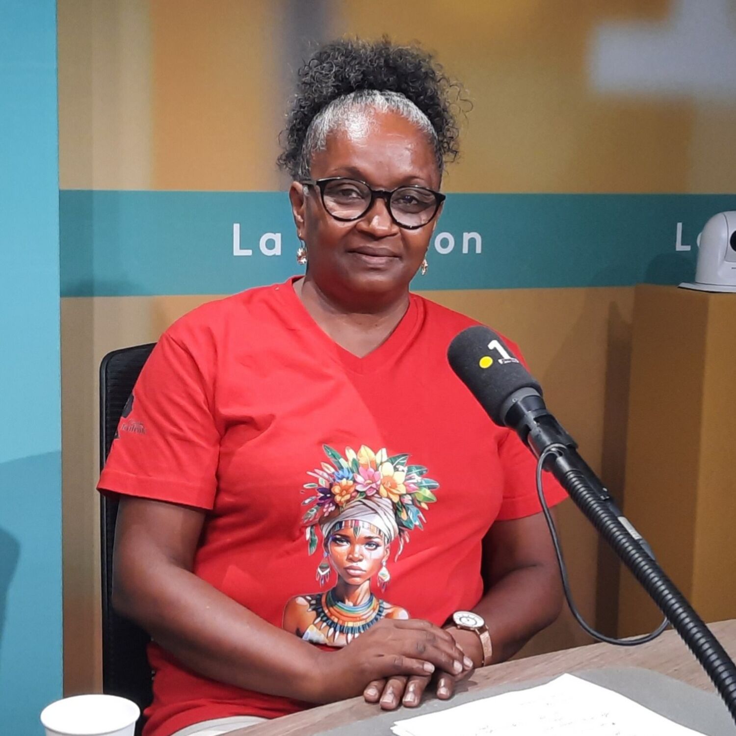 Pierrette Mira, directrice de l'association  Femmes Solid'Air episode artwork