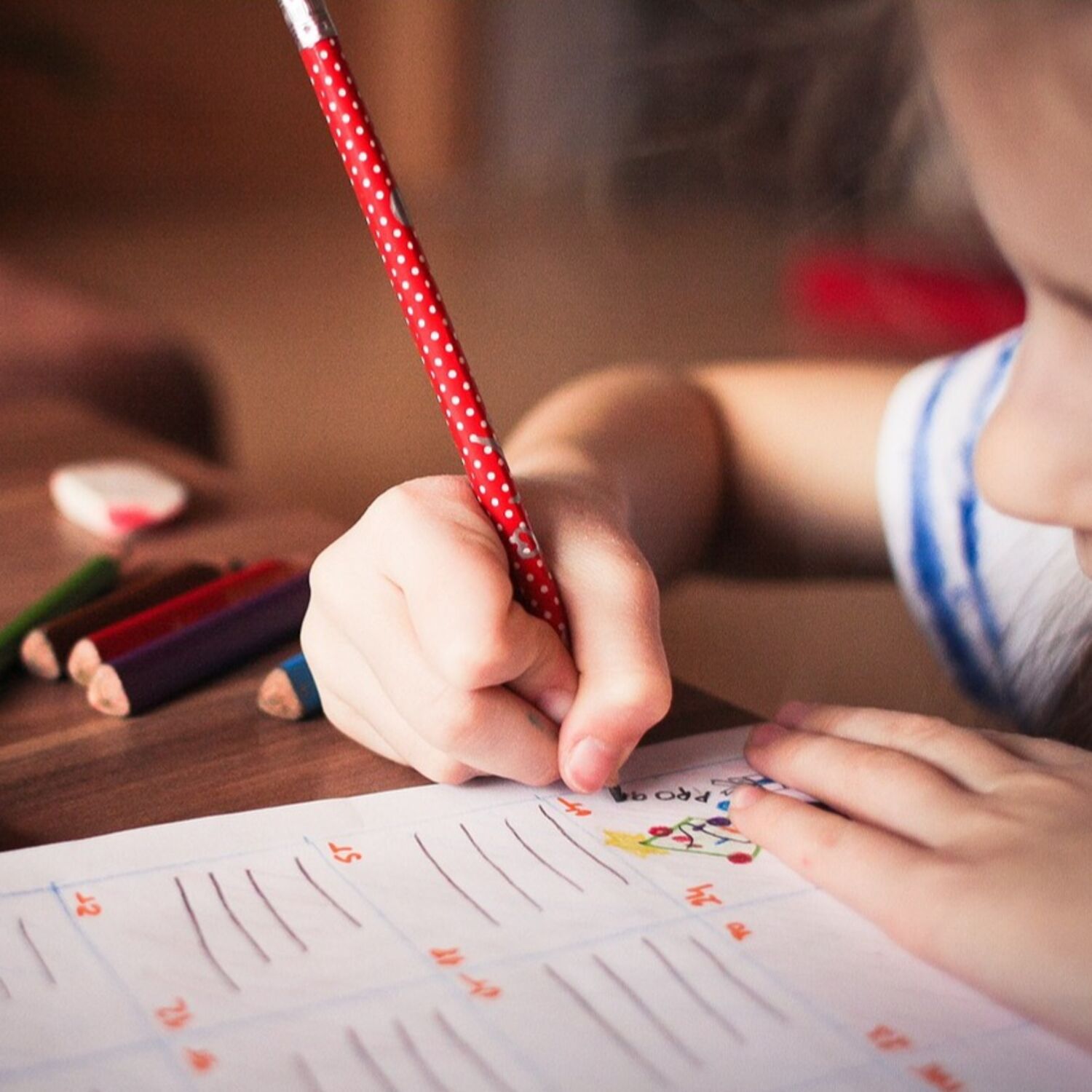 Pourquoi votre enfant a-t-il moins de chance de réussir à l’école...