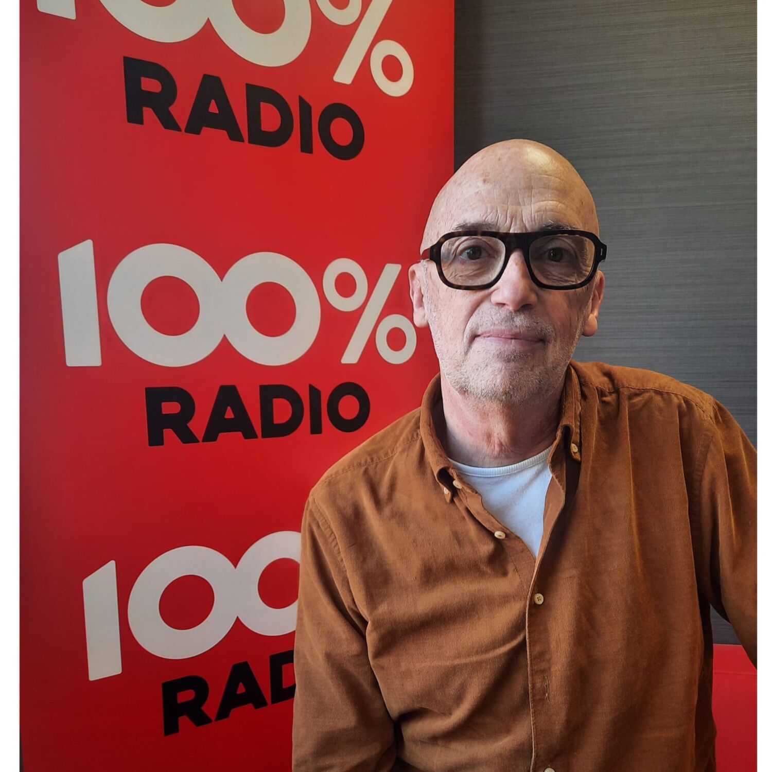 LE SALON DU CHAT- Jean Marc sur 100%