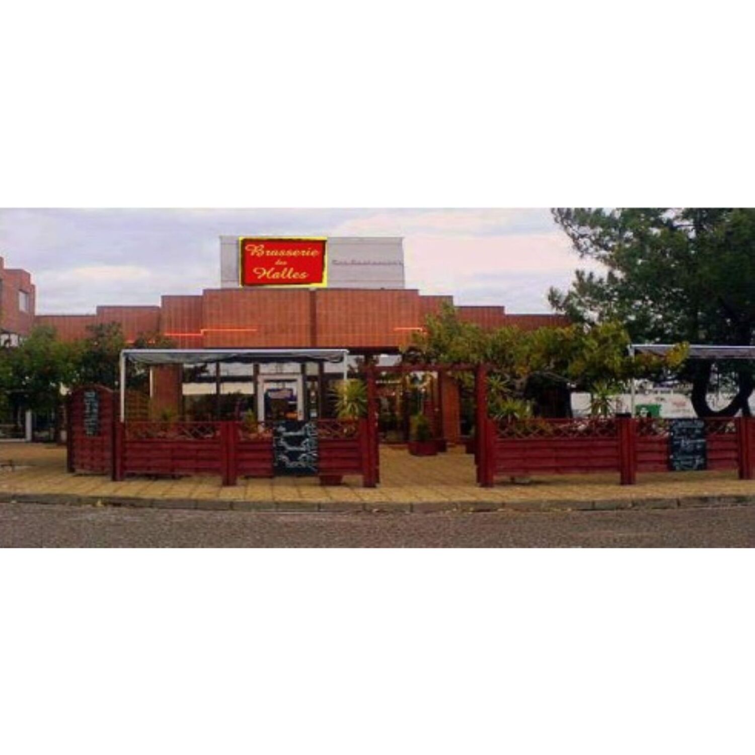 Le menu du jour sur 100% radio à Perpignan à la Brasserie des Halles